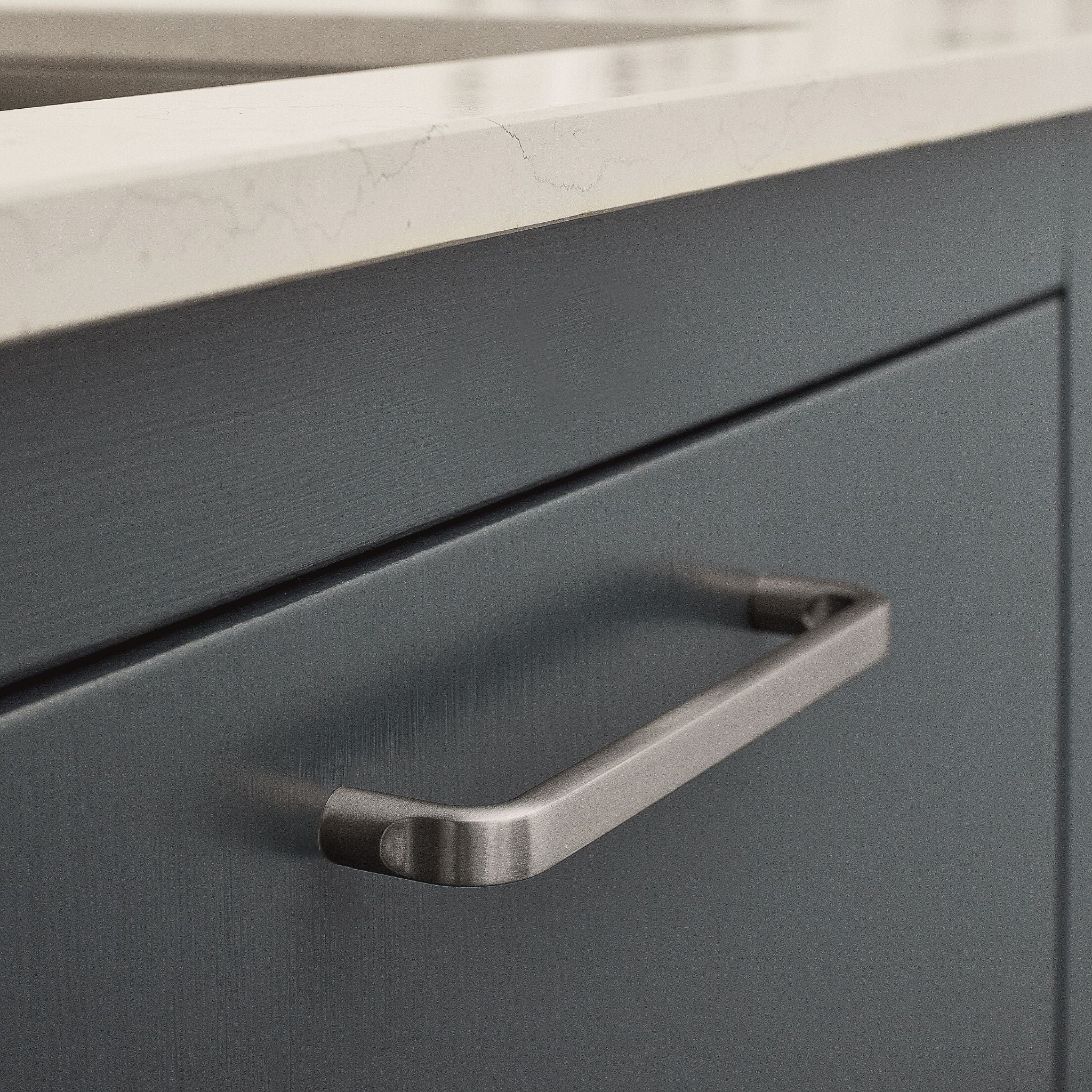 Base | Greb i Rustfrit Stål Finish Furnipart FINICC