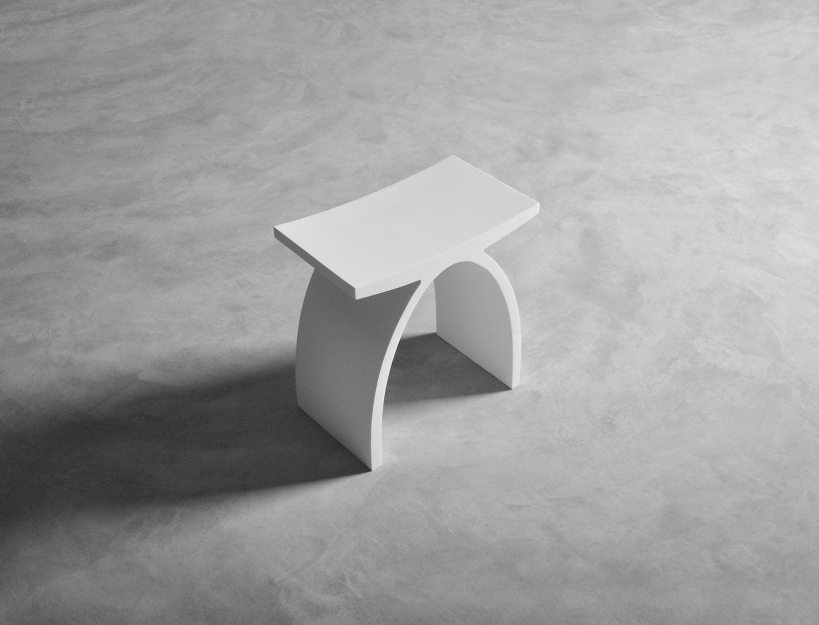 Bergsjö | Skammel i Mat Hvid Copenhagen Bath CB-40040004 FINICC