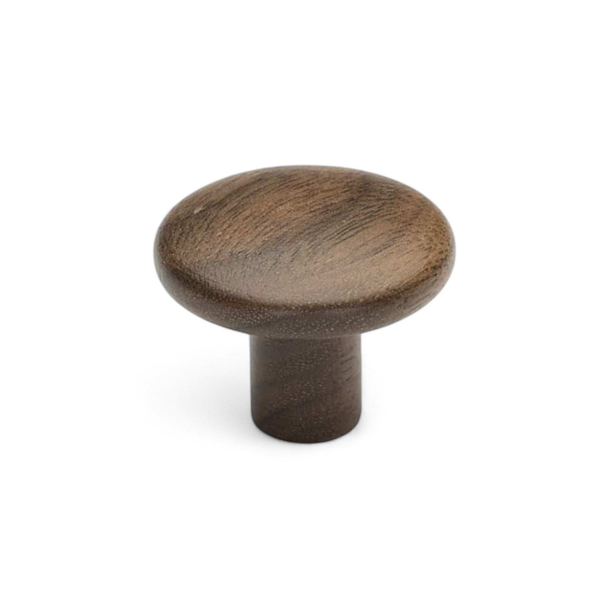 Brutus | Knop i Lakeret Valnød Ø 32 mm x D 25 mm Vonsild VS-106220032-292 FINICC