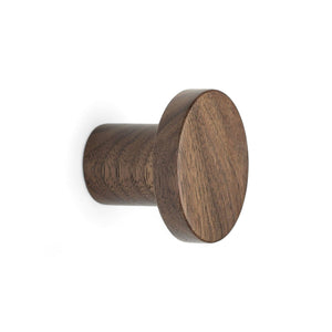 Circum | Krok i Valnöt med Lack