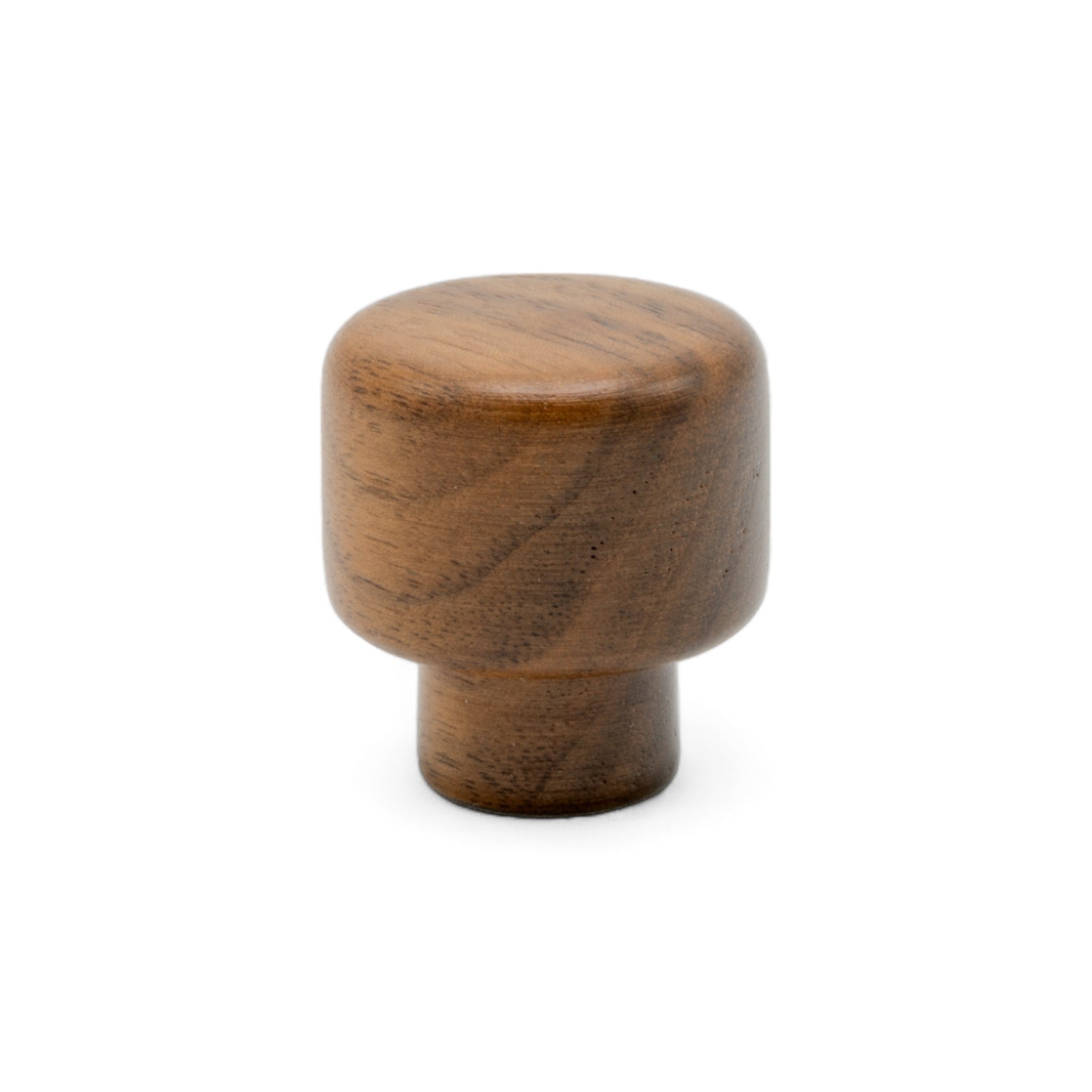 Esther | Knop i Lakeret Valnød Ø 28 mm x D 30 mm Beslag Design 339365-11 FINICC