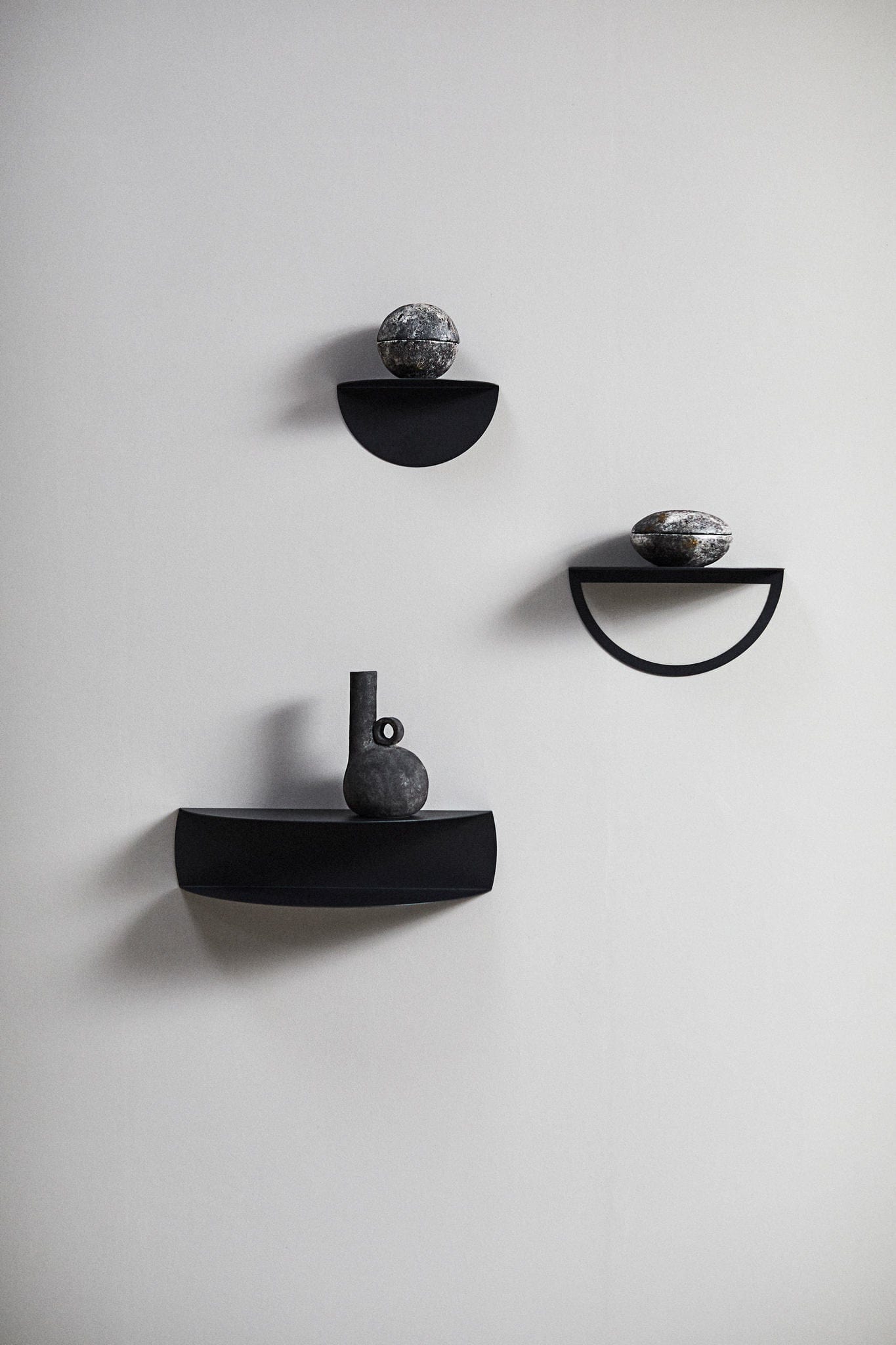 Gravity | Hylla i Svart