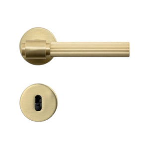 Helix Stripe | Dörrhandtag i Borstad Mässing