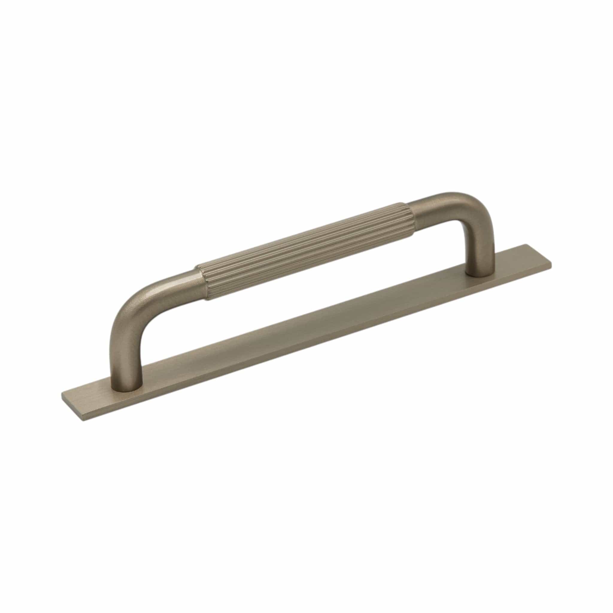 Helix Stripe | Greb i Børstet Rustfrit Stål Finish  - med bagplade L 170 mm (C/C 128 mm) Beslag Design 309277-11 FINICC