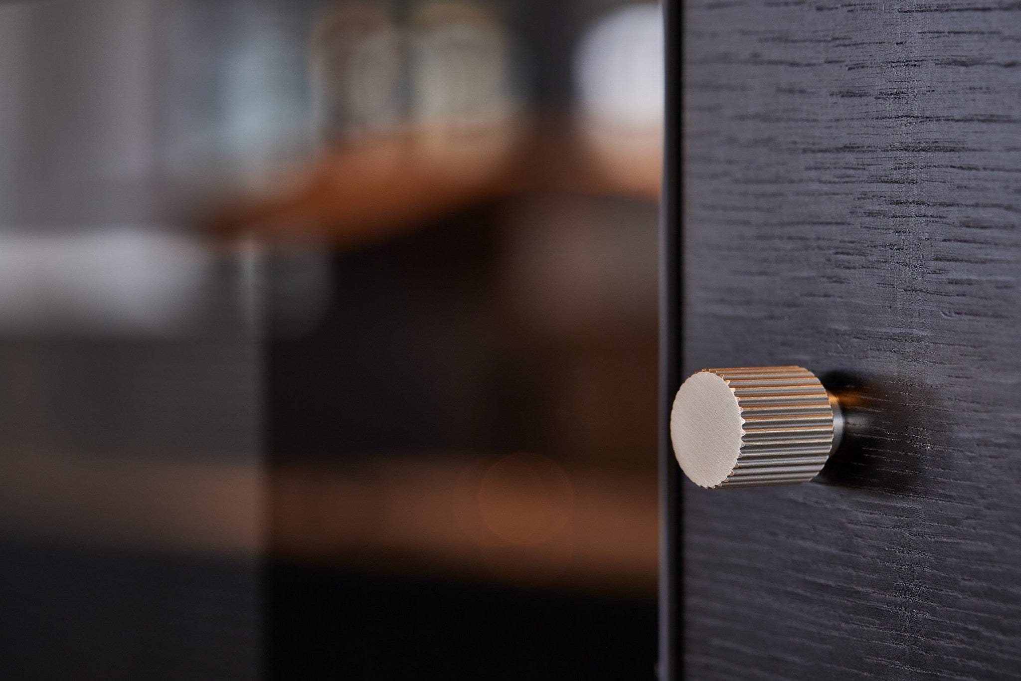Helix Stripe | Knopp i Borstad Rostfritt Stål Finish