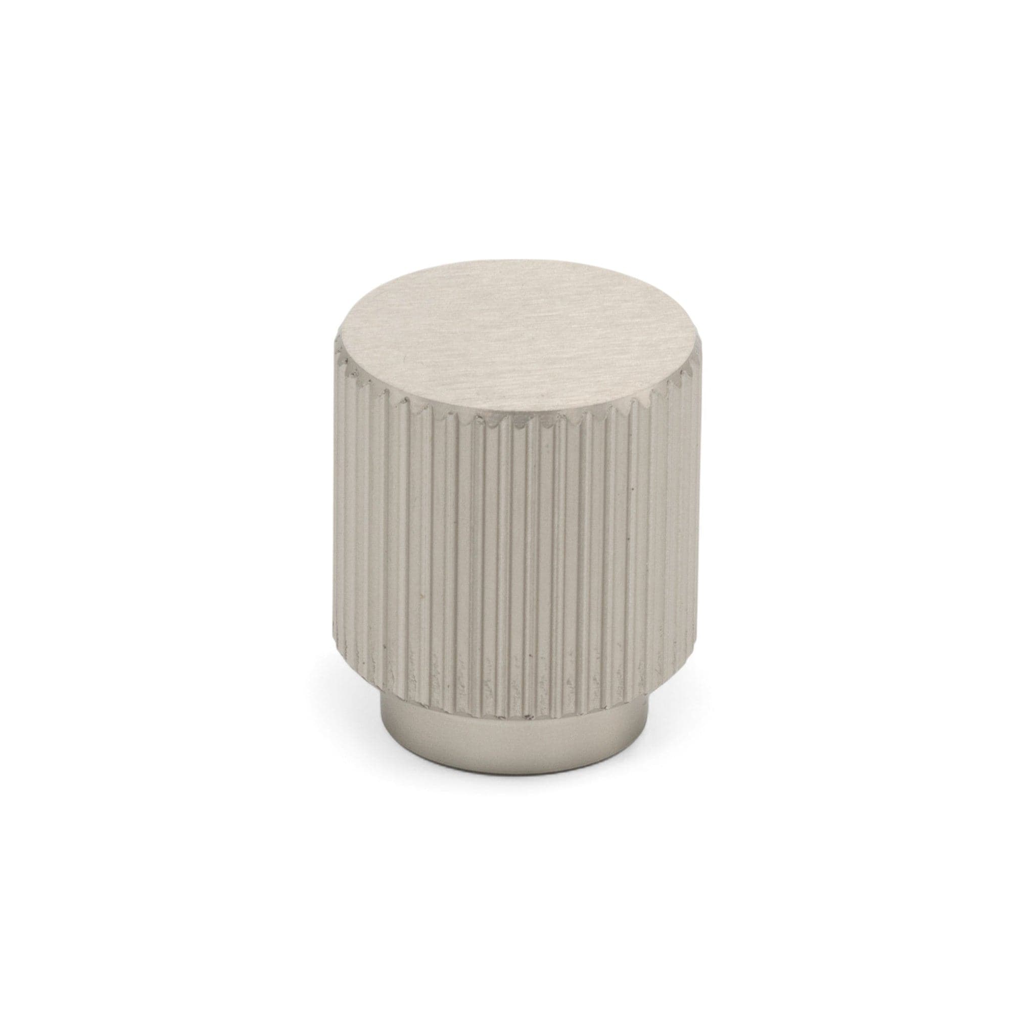 Helix Stripe | Knop i Børstet Rustfrit Stål Finish Ø 26 mm x D 30 mm Beslag Design 309223-11 FINICC