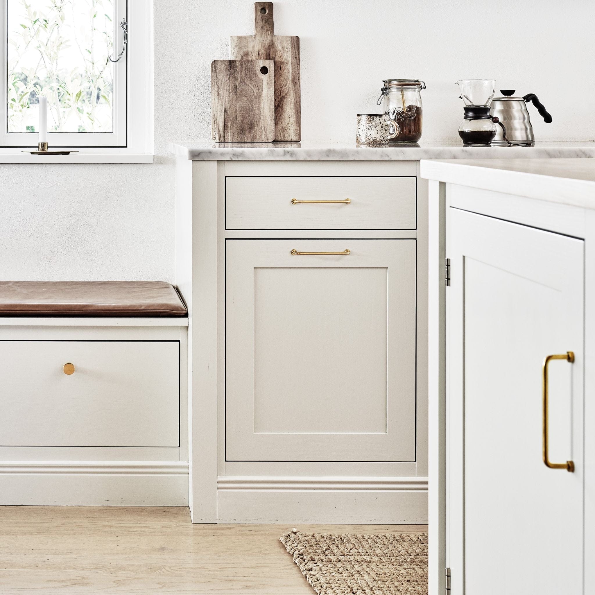 Lounge | Greb i Poleret Messing uden Lak Furnipart FINICC