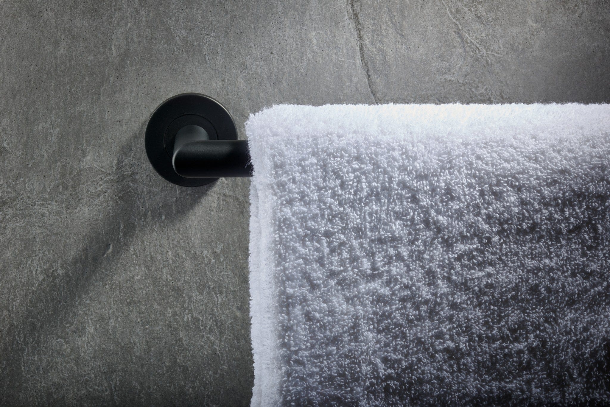 Mitred | Håndklædeholder i Mat Sort Carlisle Brass LX22MB FINICC