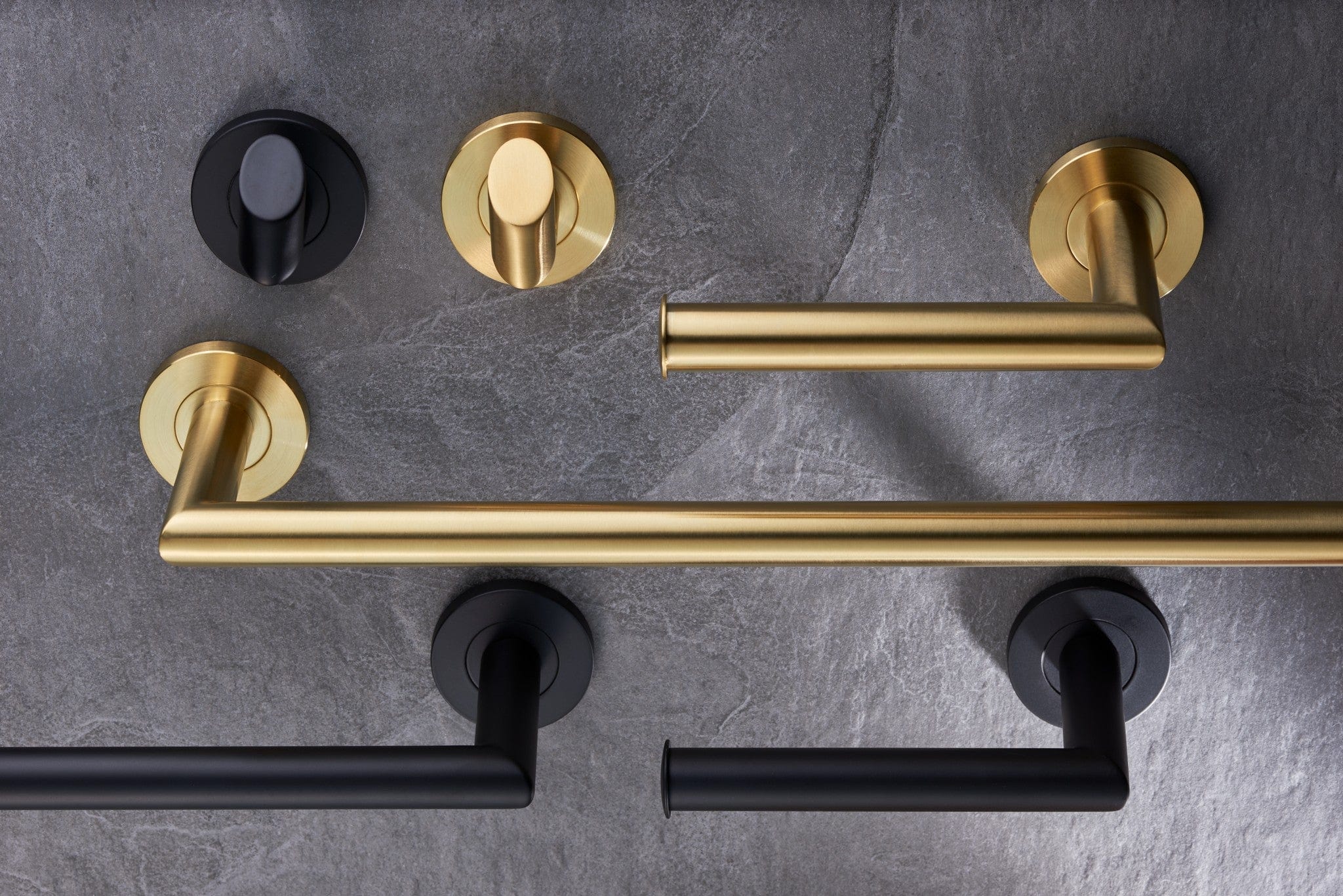 Mitred | Håndklædekrog i Børstet Messing (PVD) Carlisle Brass LX03SPVD FINICC