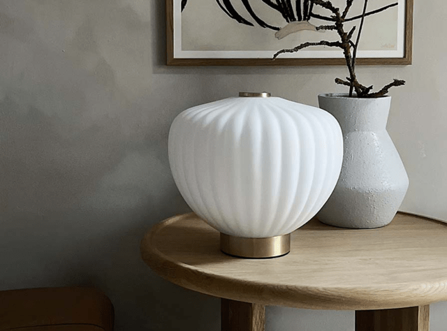 Moma | Bordslampa i Matt Vit