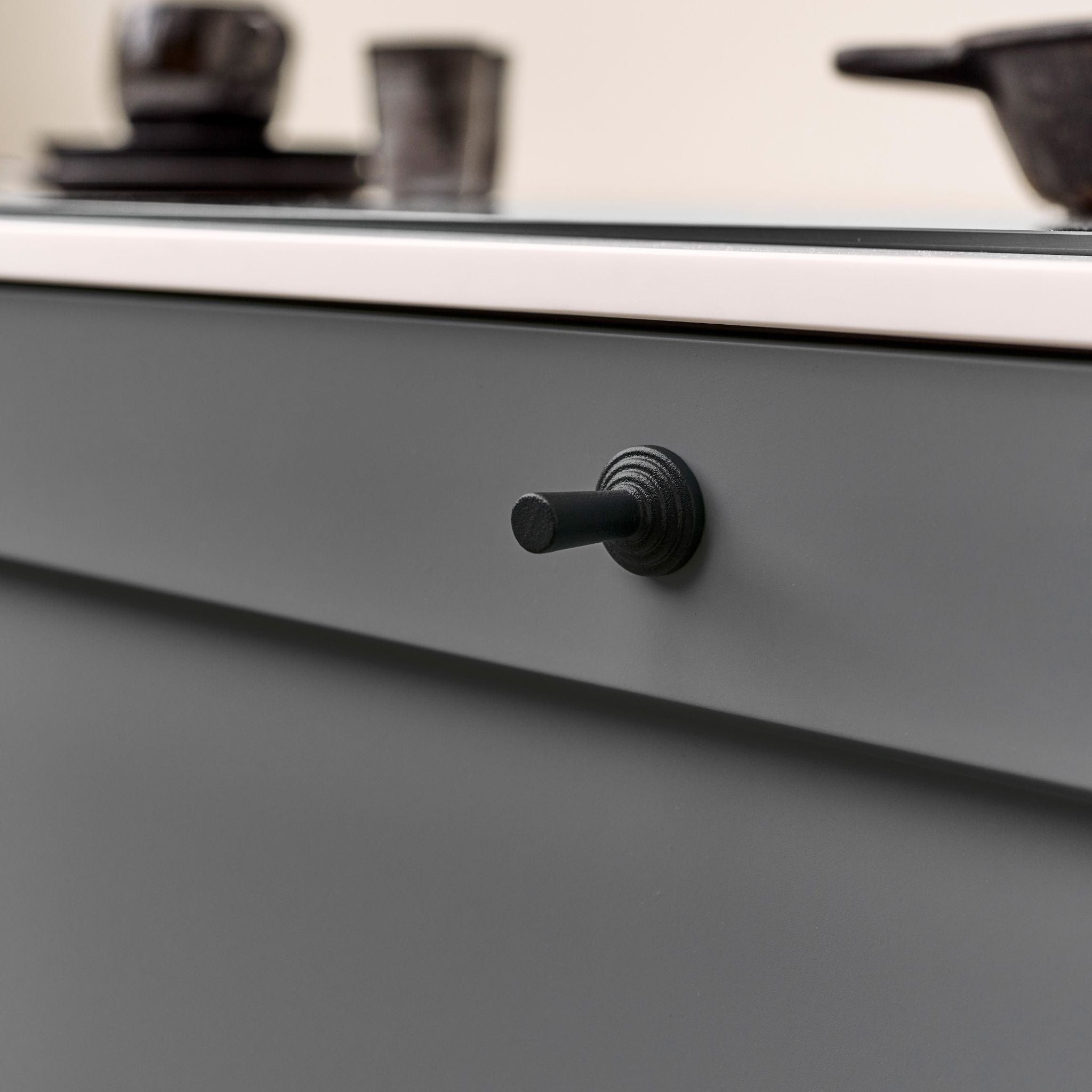 Motion | Knop i Sort Ø 22 mm Furnipart FP-300090022-9005 FINICC