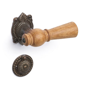 Østerbro | Dörrhandtag i Natur Ek / Brunerad - 1670/1671 rosetter och nyckelskyltar