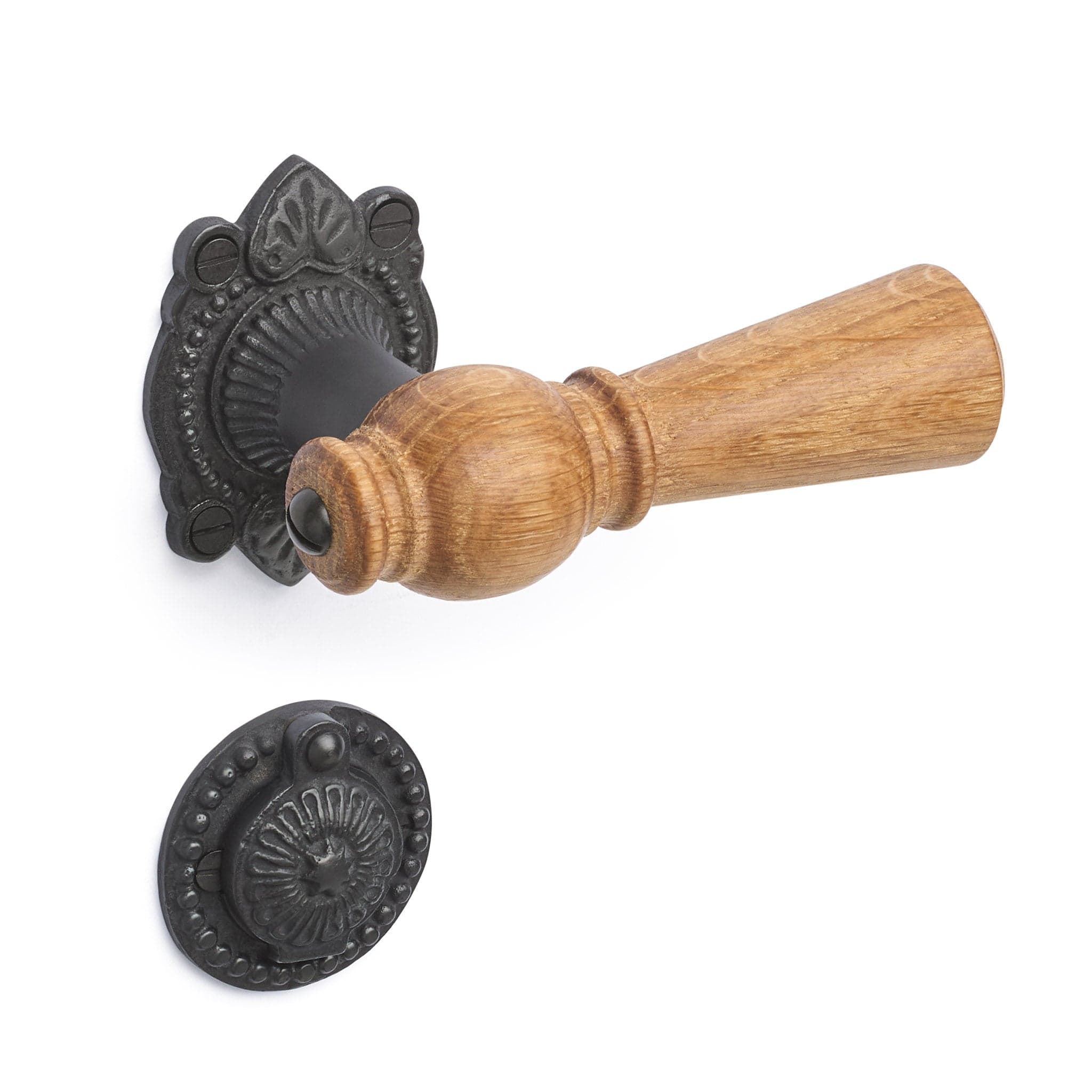 Østerbro | Dørhåndtag i Egetræ med almue rosetter og nøgleskilte i Sort Oxideret Messing L 111 mm (C/C 30 mm) Sibes ØB-EN-1670-OX FINICC