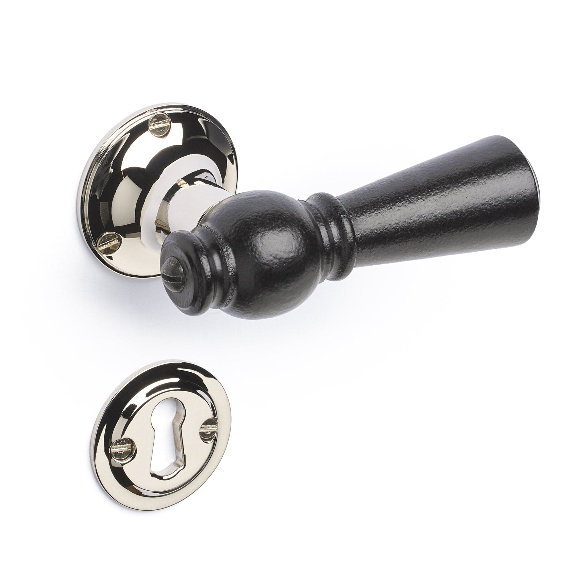 Østerbro | Dørhåndtag i Sortlakeret træ med klassiske rosetter og nøgleskilte i Blank Nikkel L 111 mm (C/C 30 mm) Sibes ØB-SO-1770-NI FINICC