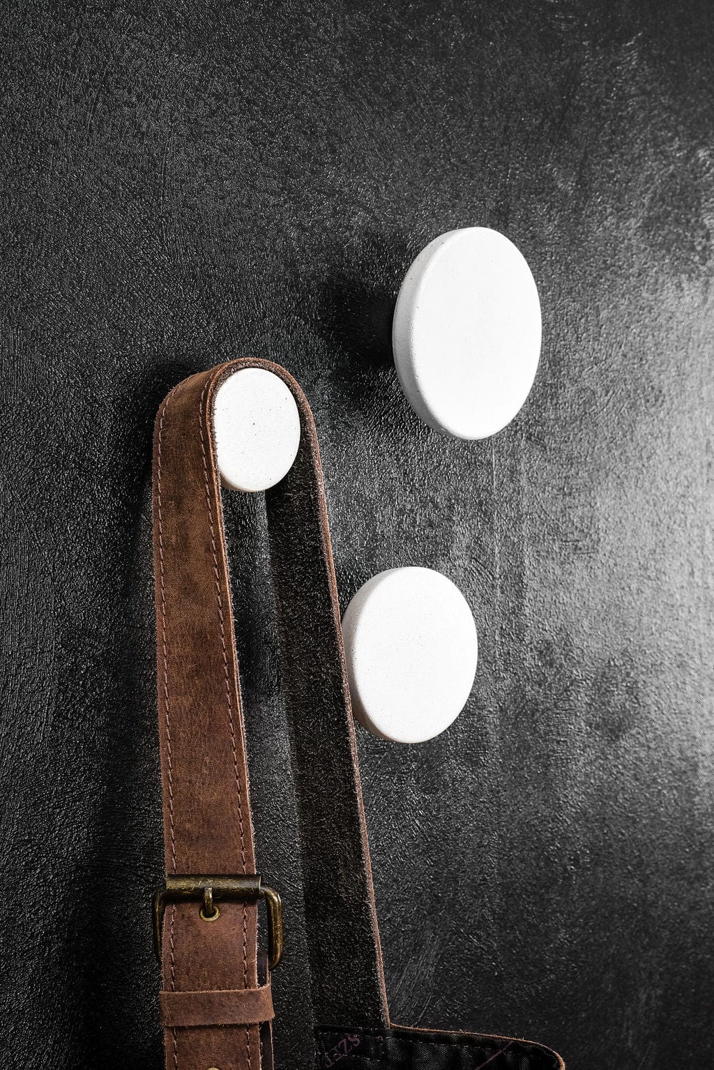 Pomolo | Knage i Hvid Beton Urbi et Orbi FINICC