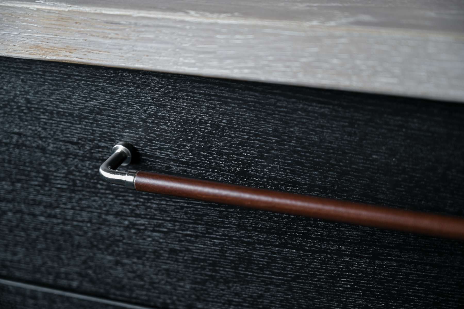 Posta | Greb i Blank Krom / Brun Læder L 140 mm (C/C 128 mm) Theofils TF-11350008 FINICC