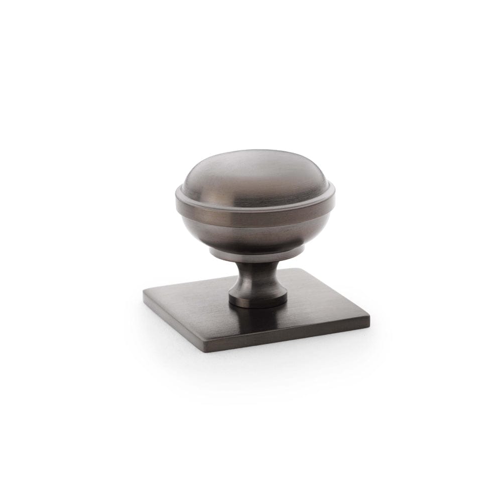 Quantock | Knop i Dark Bronze Ø 34 mm x D 36 mm Alexander & Wilks AW826-34-DBZPVD FINICC