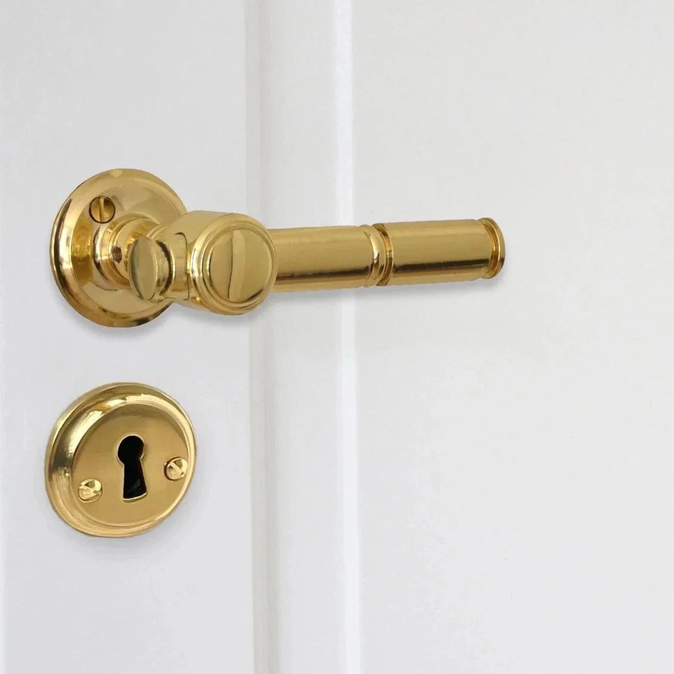 Skovshoved | Dørhåndtag i Blank Messing uden Lak inkl nøgleskilte L 106 mm (C/C 30 mm) Sibes KC-200415 FINICC