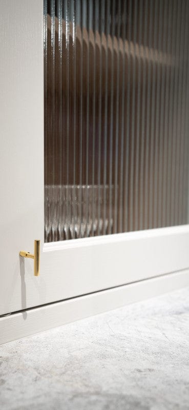 Spira | T-handtag i Blank Mässing med Lack