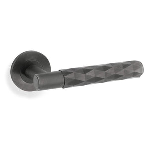 Spitfire Diamond | Dörrhandtag i Dark Bronze