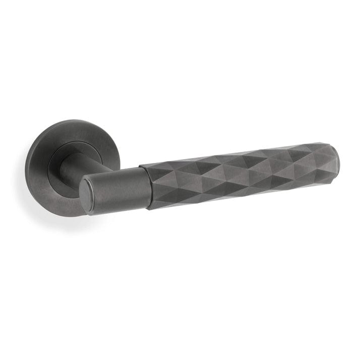 Spitfire Diamond | Dörrhandtag i Dark Bronze