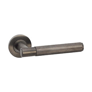 Spitfire Cross | Dörrhandtag i Dark Bronze
