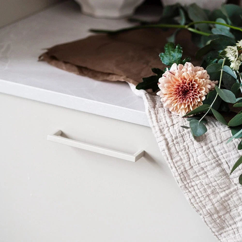 Square Slim | Handtag i Matt Beige