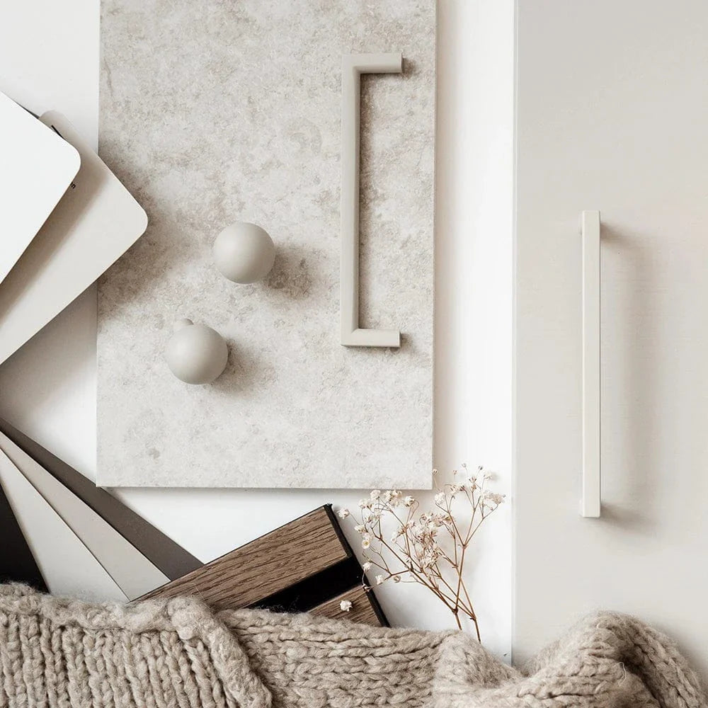 Square Slim | Handtag i Matt Beige