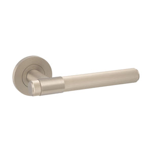Kingston Reeded | Dörrhandtag i Rostfritt Stål Finish