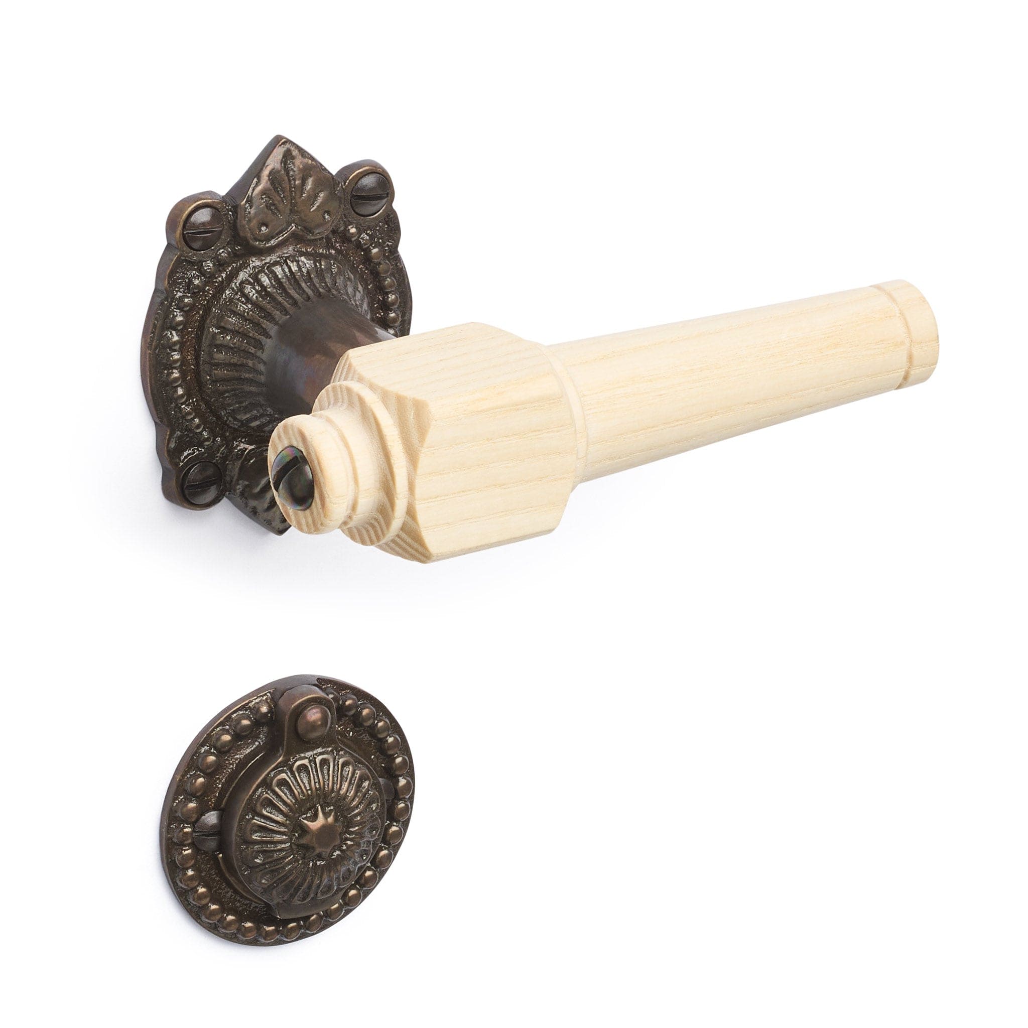 Svanemølle | Dørhåndtag i Asketræ med almue rosetter og nøgleskilte i Bruneret Messing L 111 mm (C/C 30 mm) Sibes SM-AS-1670-BB FINICC