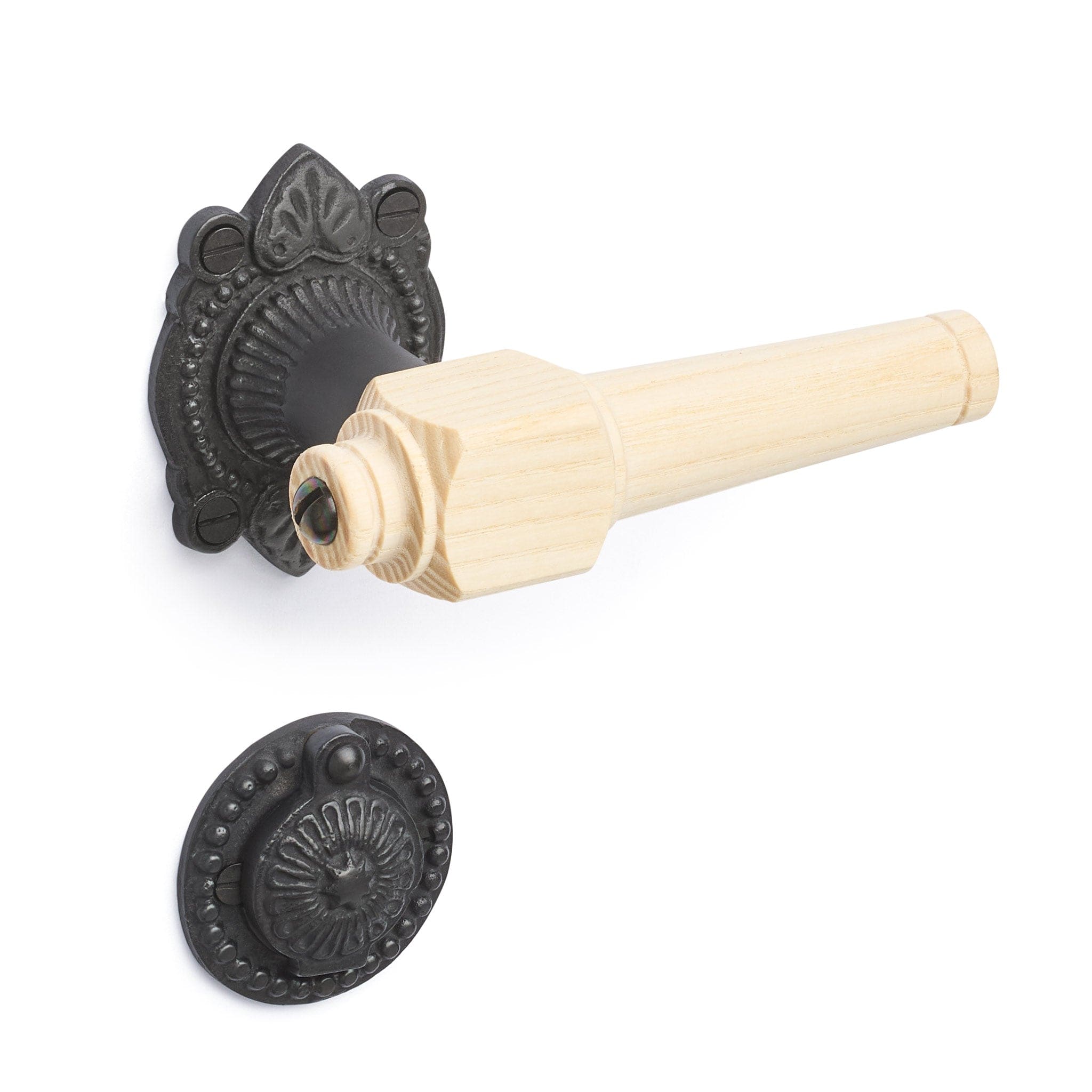 Svanemølle | Dørhåndtag i Asketræ med almue rosetter og nøgleskilte i Sort Oxideret Messing L 111 mm (C/C 30 mm) Sibes SM-AS-1670-OX FINICC