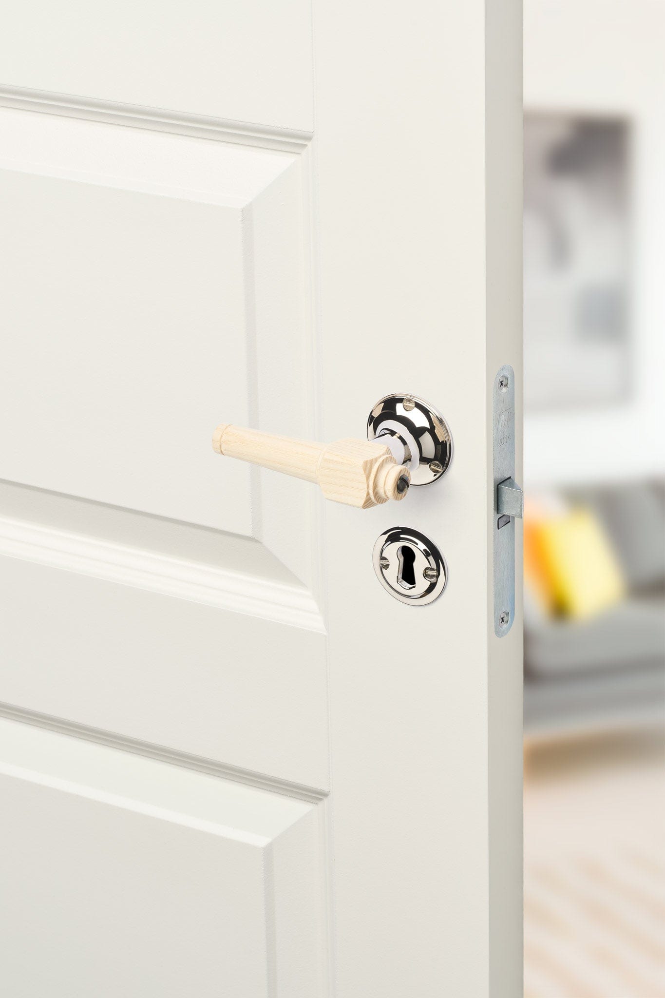 Svanemølle | Dørhåndtag i Asketræ med klassiske rosetter og nøgleskilte i Blank Nikkel L 111 mm (C/C 30 mm) Sibes SM-AS-1770-NI FINICC