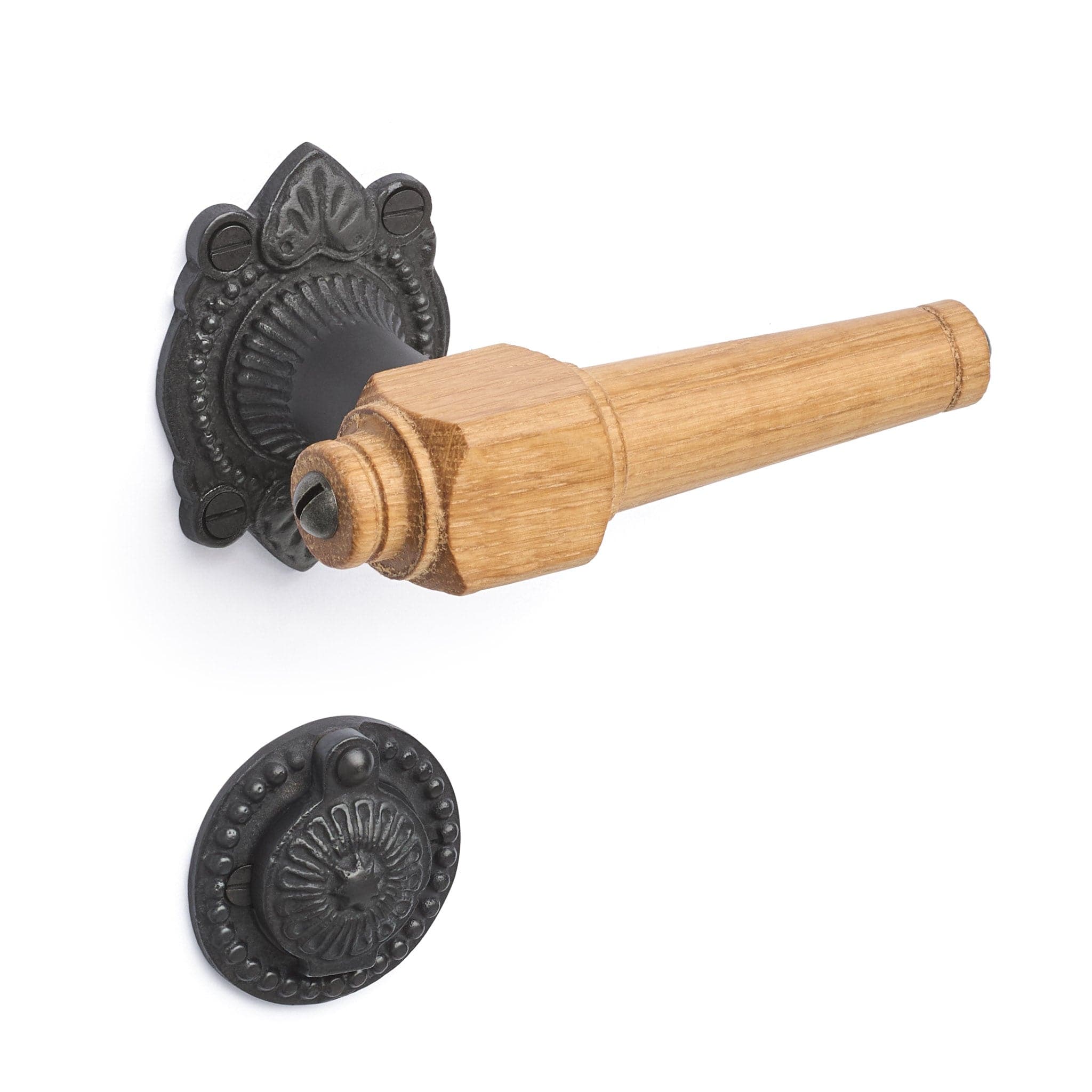 Svanemølle | Dørhåndtag i Egetræ med almue rosetter og nøgleskilte i Sort Oxideret Messing L 111 mm (C/C 30 mm) Sibes SM-EN-1670-OX FINICC