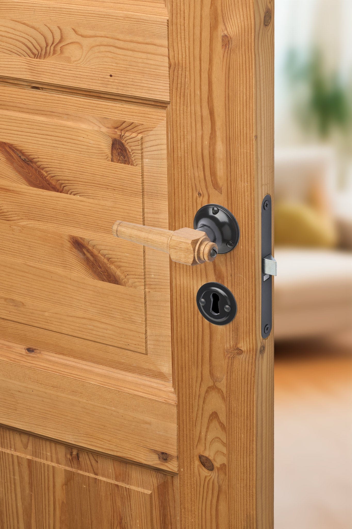 Svanemølle | Dørhåndtag i Egetræ med klassiske rosetter og nøgleskilte i Sortlakeret Messing L 111 mm (C/C 30 mm) Sibes SM-EN-1770-SO FINICC