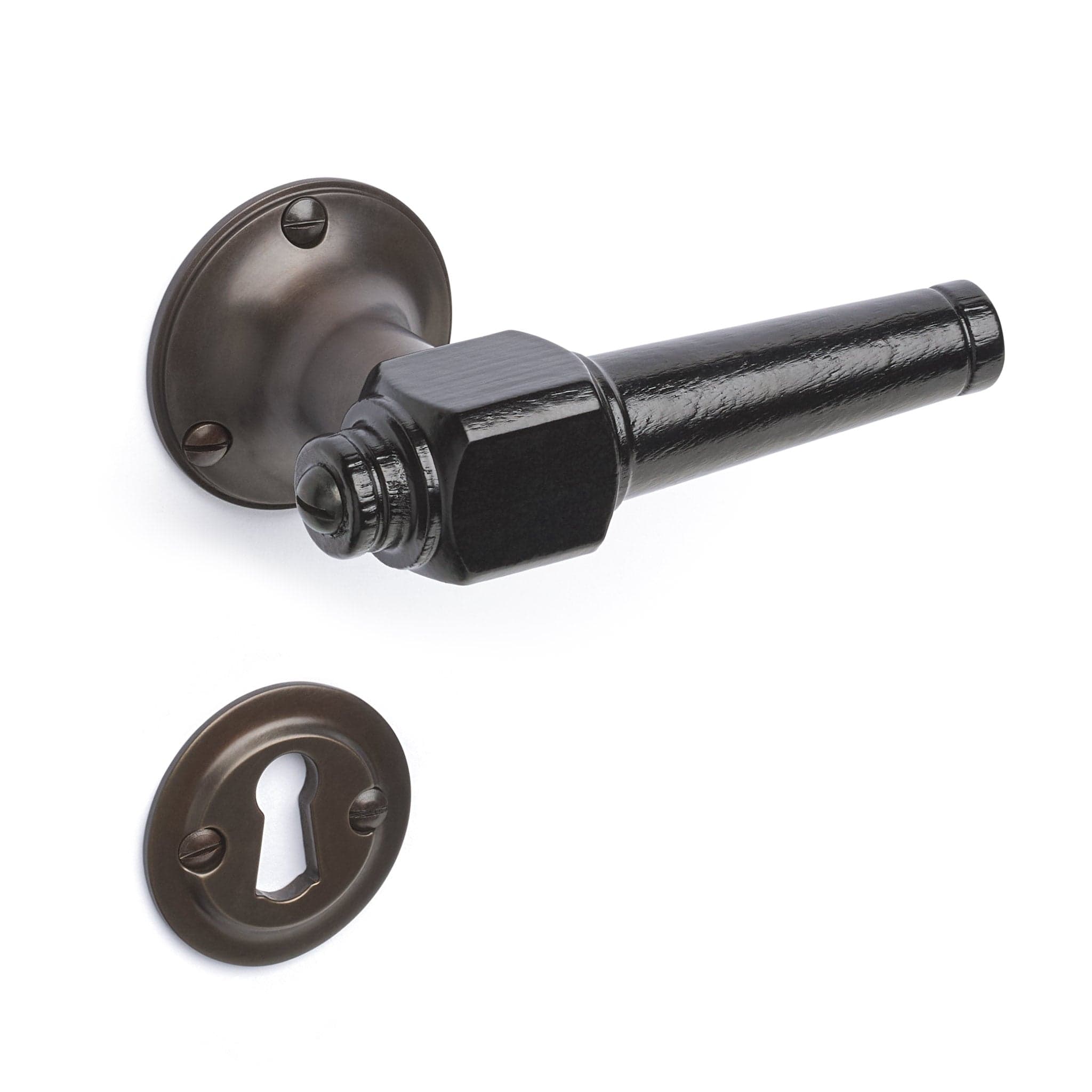 Svanemølle | Dørhåndtag i Sortlakeret træ med klassiske rosetter og nøgleskilte i Bruneret Messing L 111 mm (C/C 30 mm) Sibes SM-SO-1770-BB FINICC