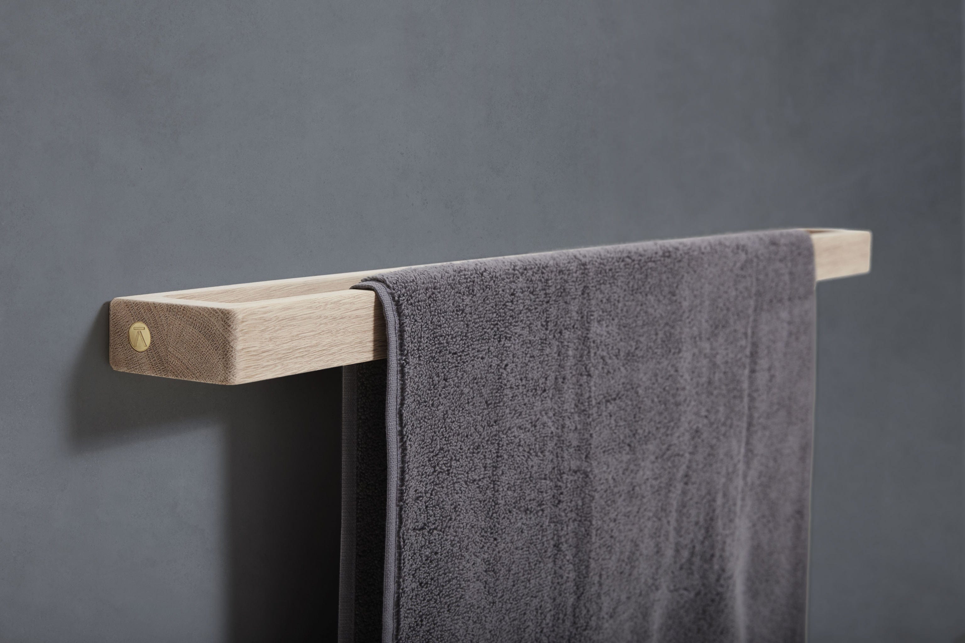 Towel Rack Double | Handdukshållare i Ek
