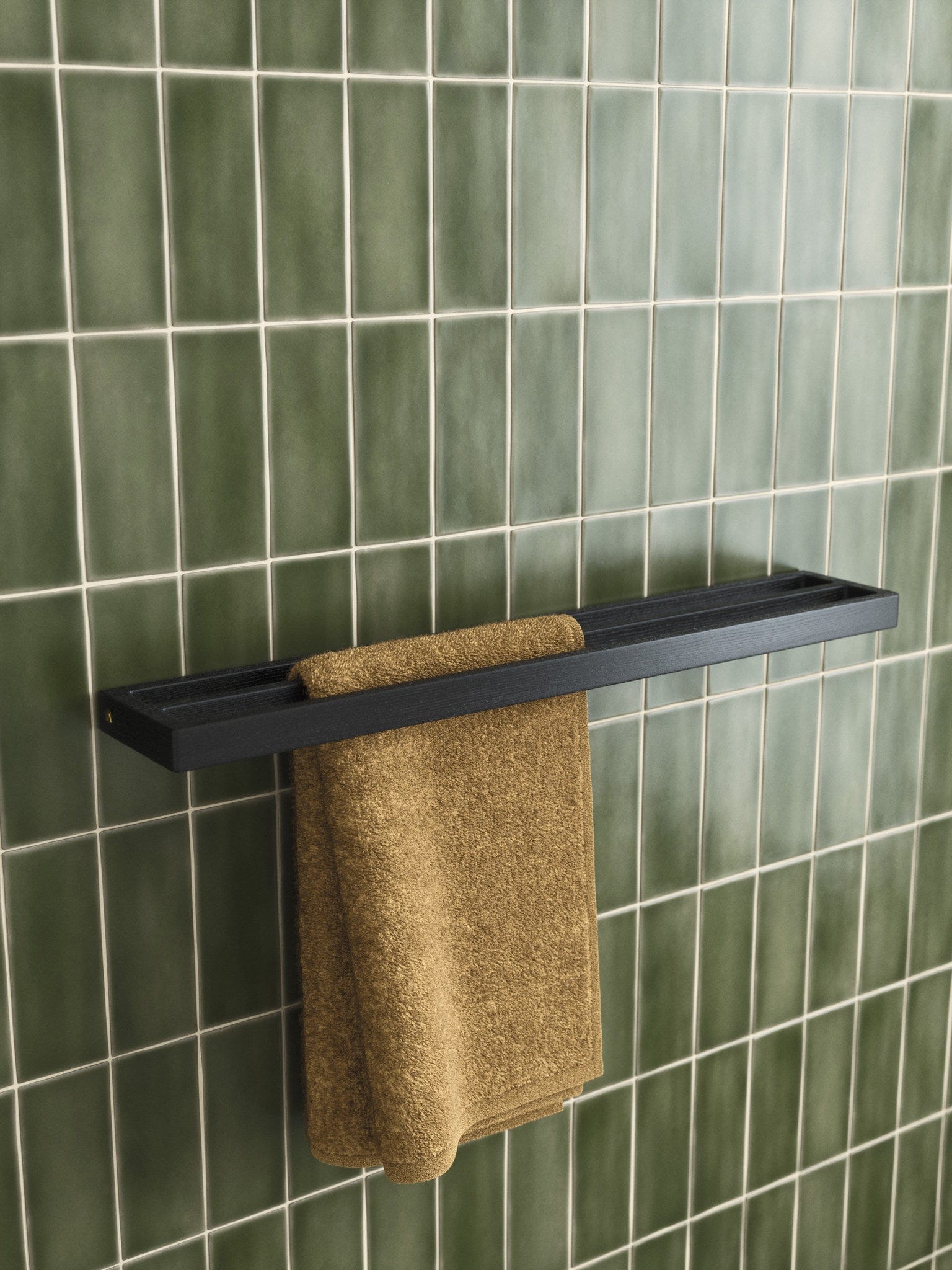 Towel Rack Single | Handdukshållare i Svart Ask