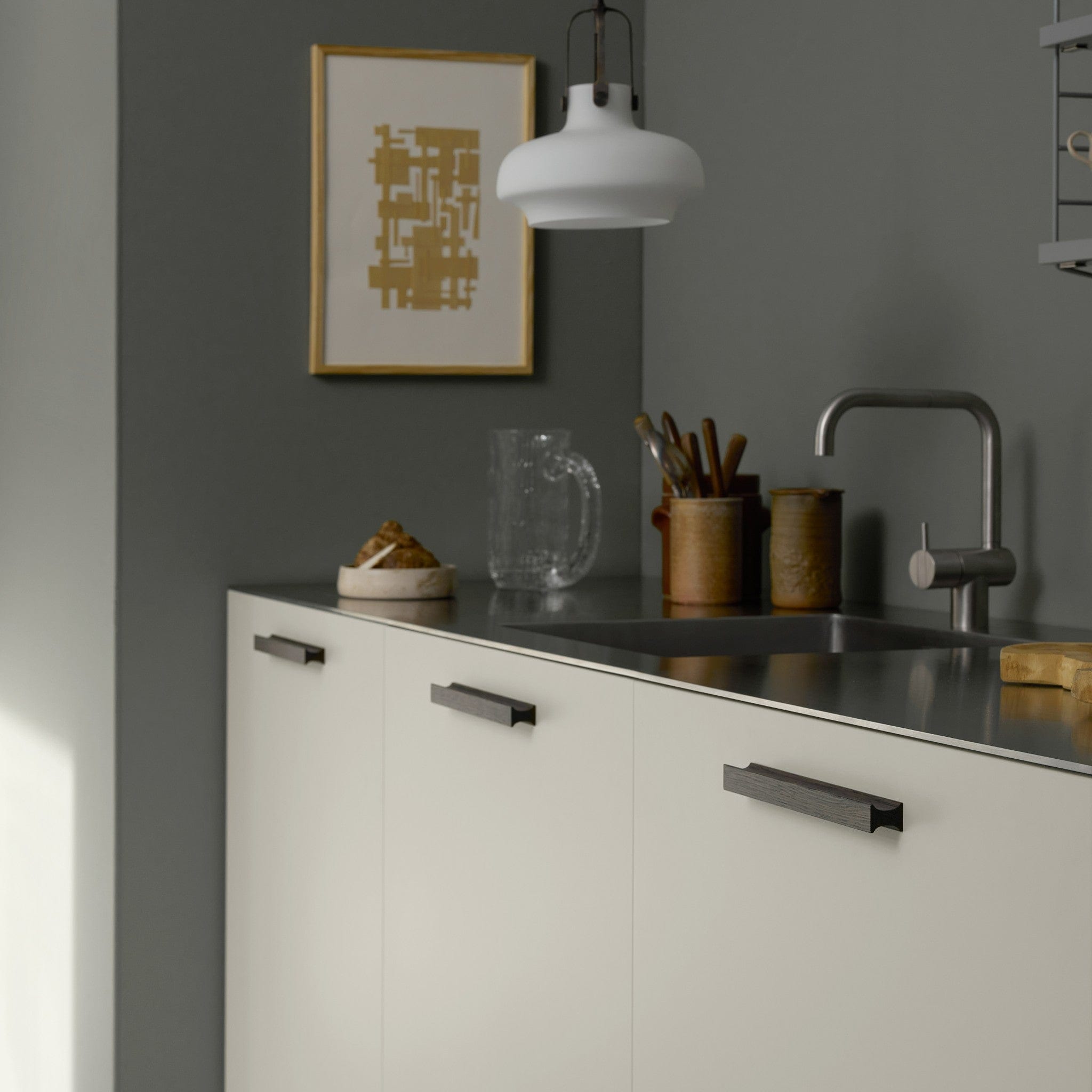 Track | Greb i Mørkebrun Eg Furnipart FINICC