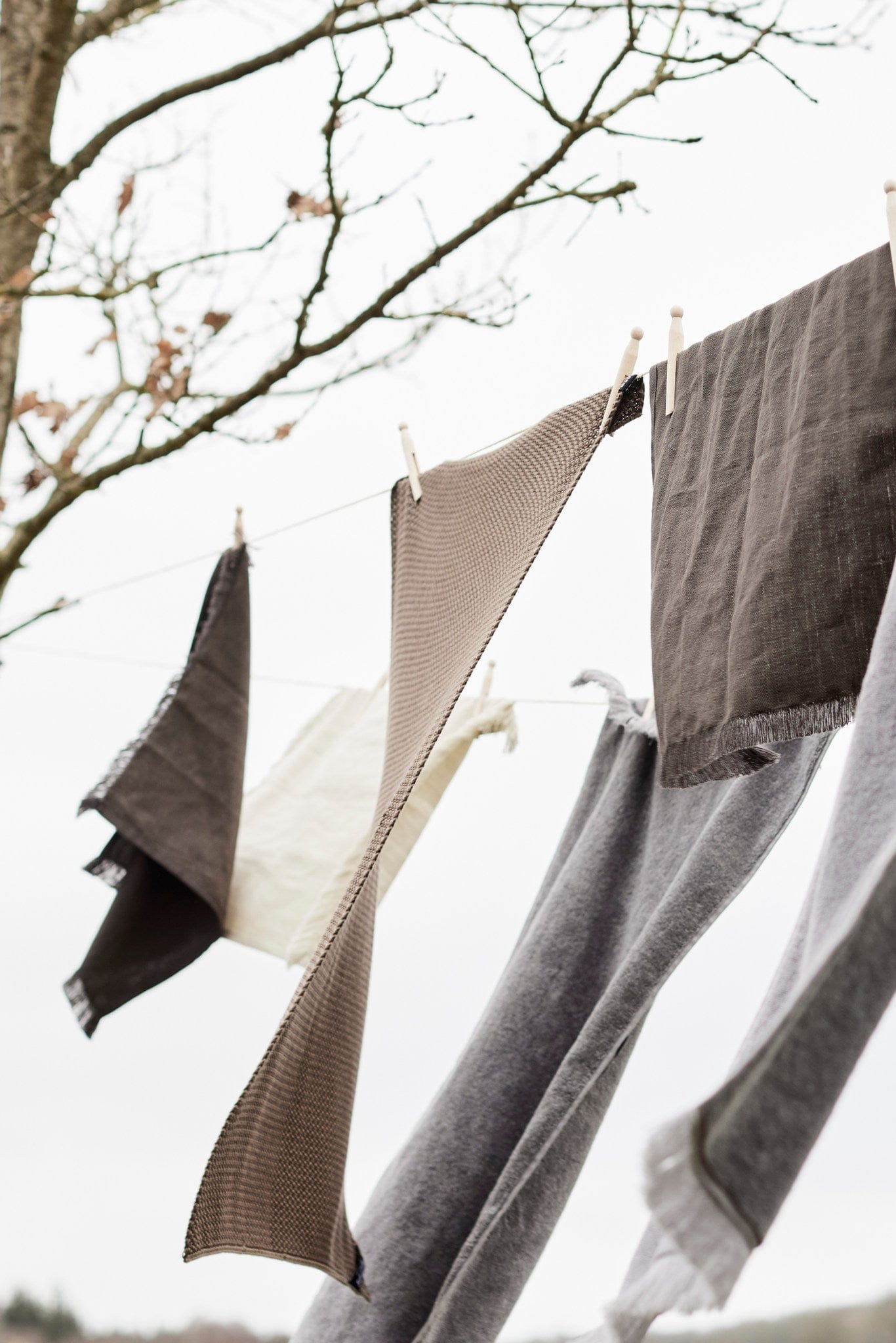 Umami | Håndklæde i Sort L 100 cm x B 50 cm Muubs MU-8521000110 FINICC