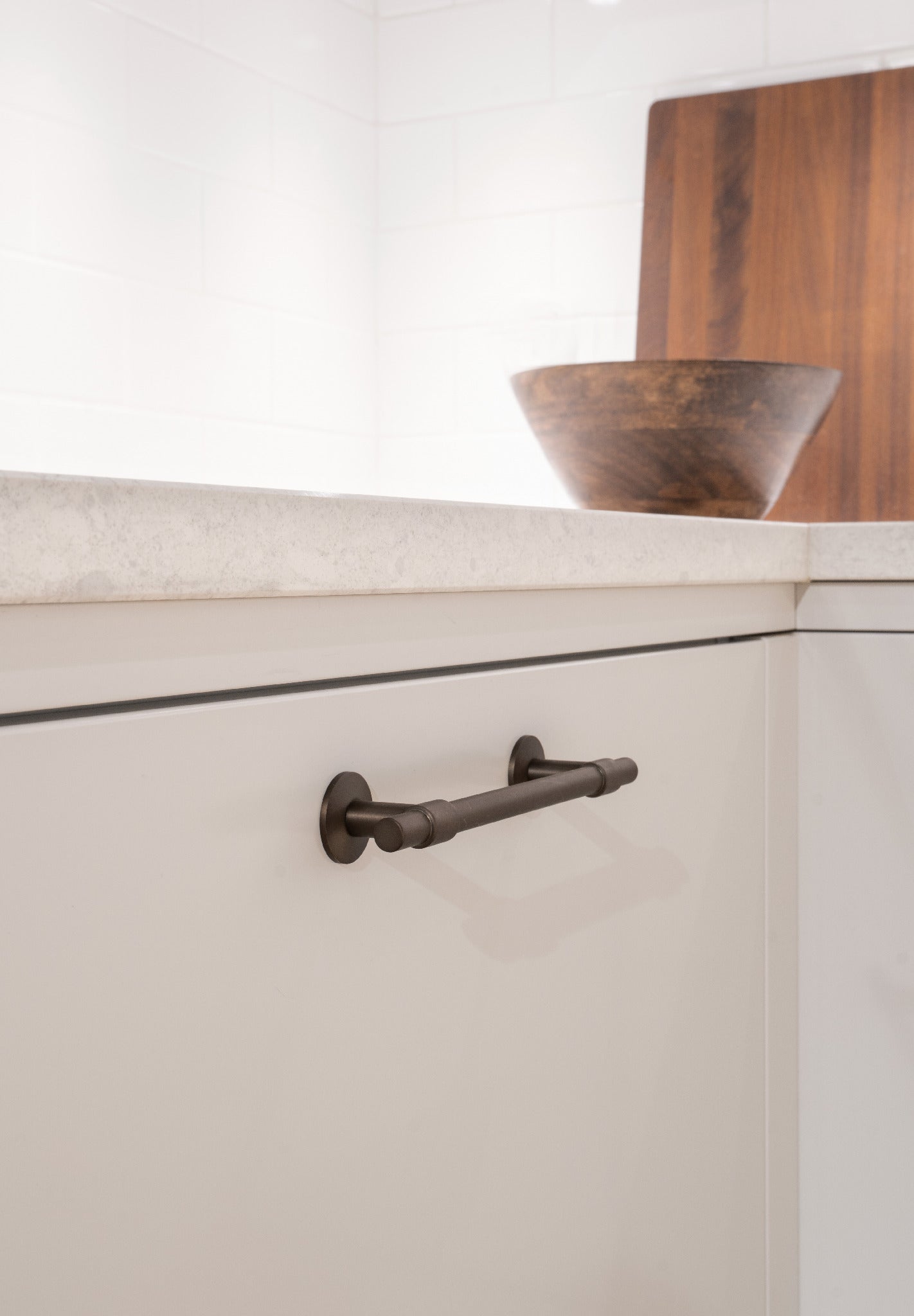 Uniform | Greb i Bruneret Messing med Lak L 178 mm (C/C 128 mm) Beslag Design 343305-11 FINICC