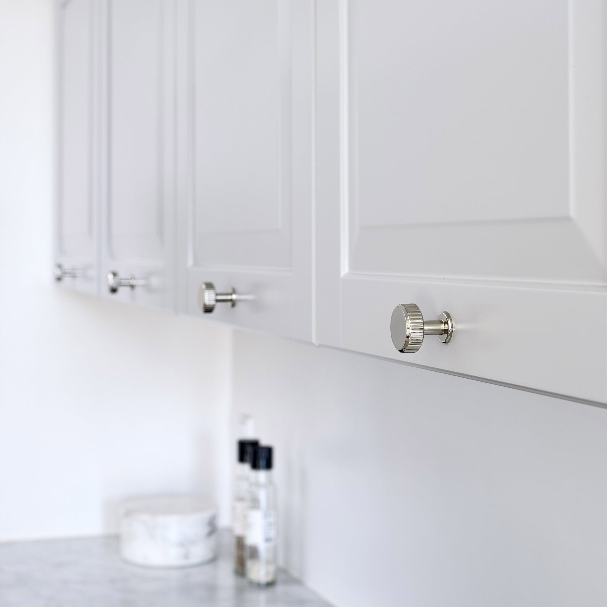 Villa Round | Knop i Blank Nikkel Ø 30 mm x D 20 mm Furnipart FP-552920030-06 FINICC