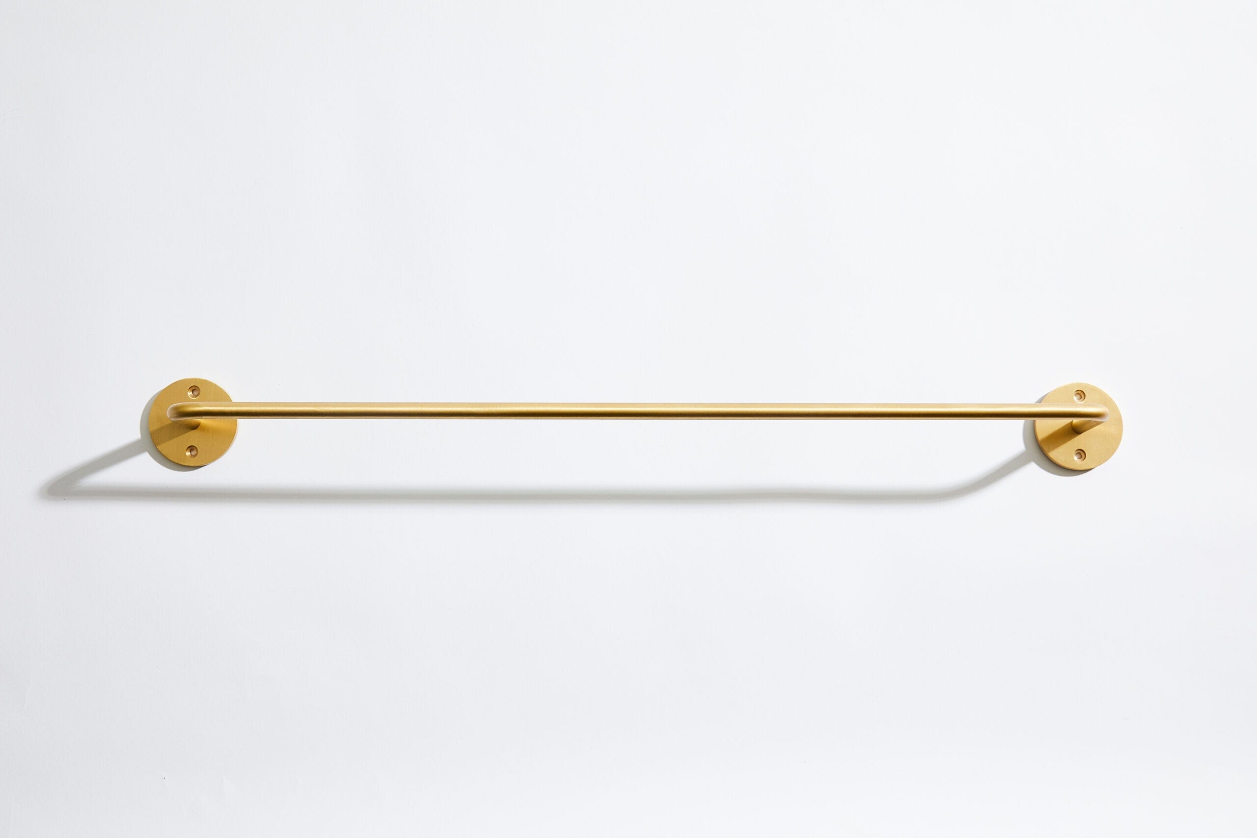 Wall | Håndklædeholder eller Køkkenstang i Børstet Messing Med lak L 60 cm x D 7 cm MOUD Home MH-210802 FINICC