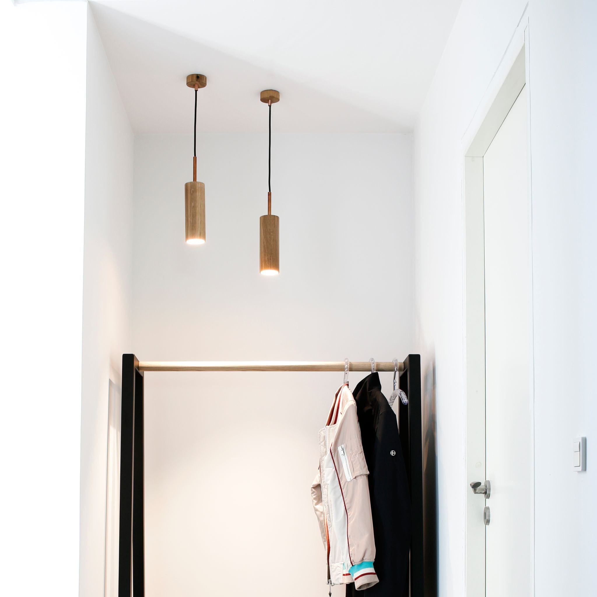 WZ.42 | Pendellampa i Ek / Koppar